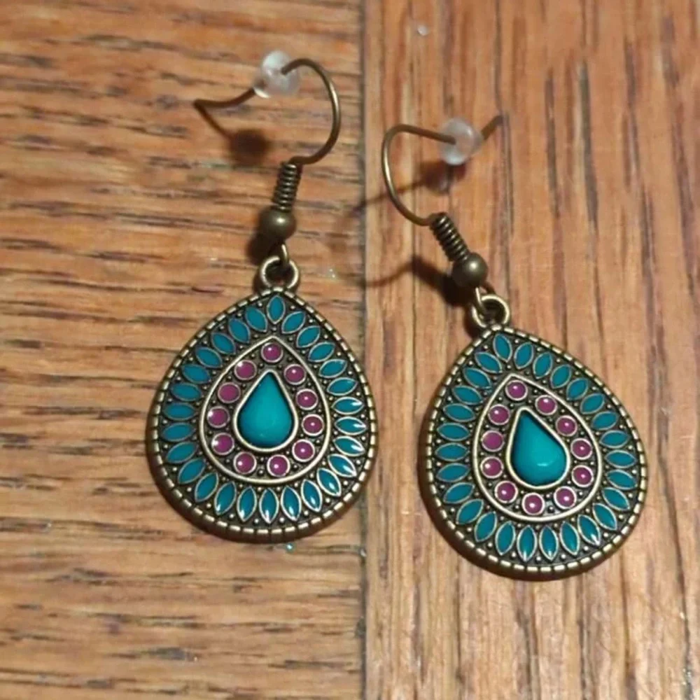 Fashion Jewelry beautiful teal